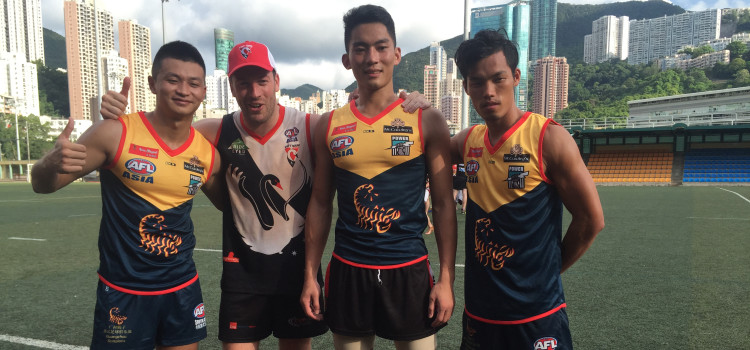 Vietnam and China unite in HK for footy